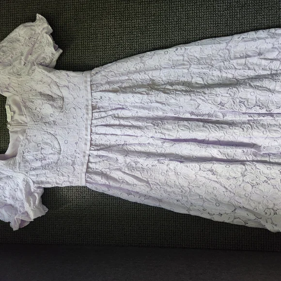 Ivy City Co Lilac Lace Dress - Picture 2 of 5